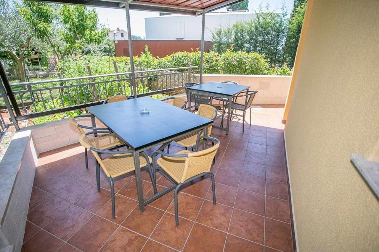 Apartments Materada Пореч Екстериор снимка