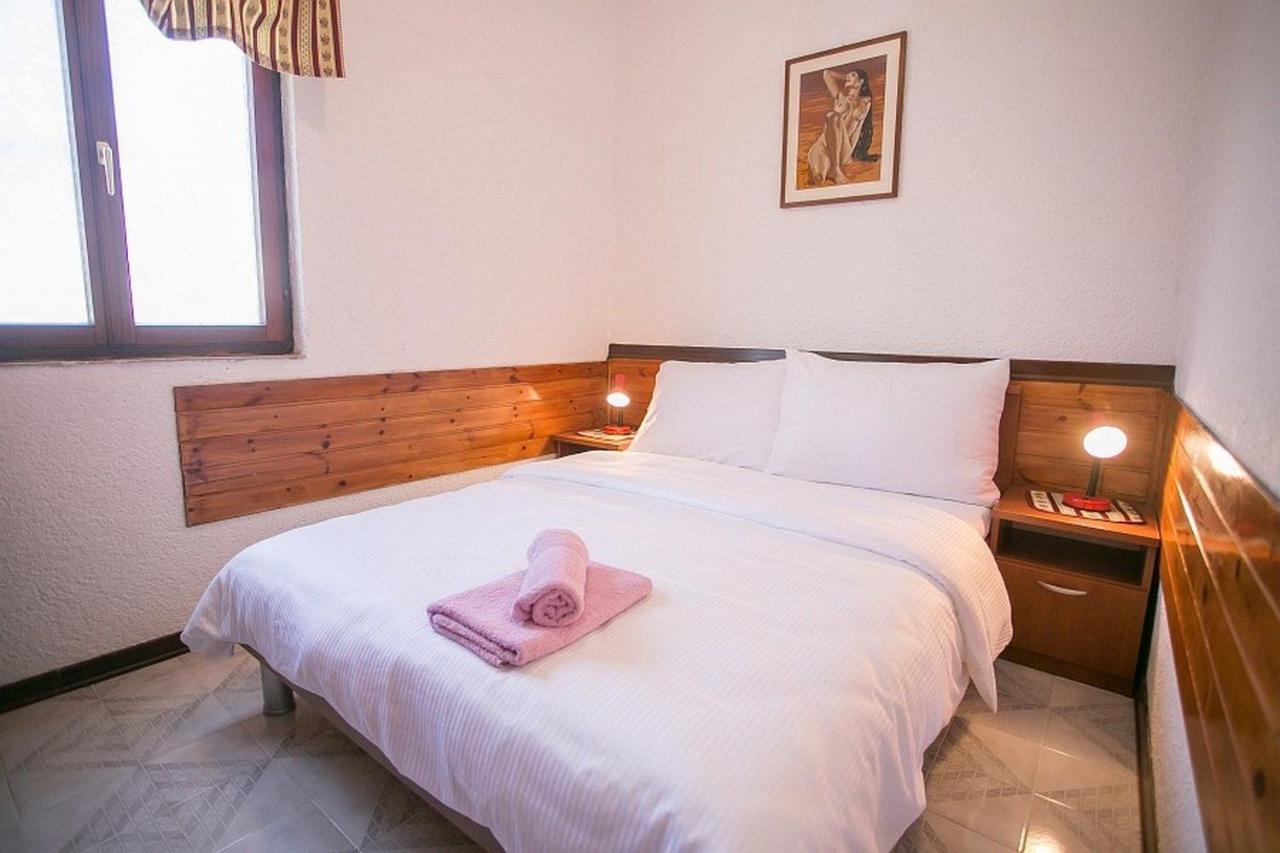 Apartments Materada Пореч Екстериор снимка